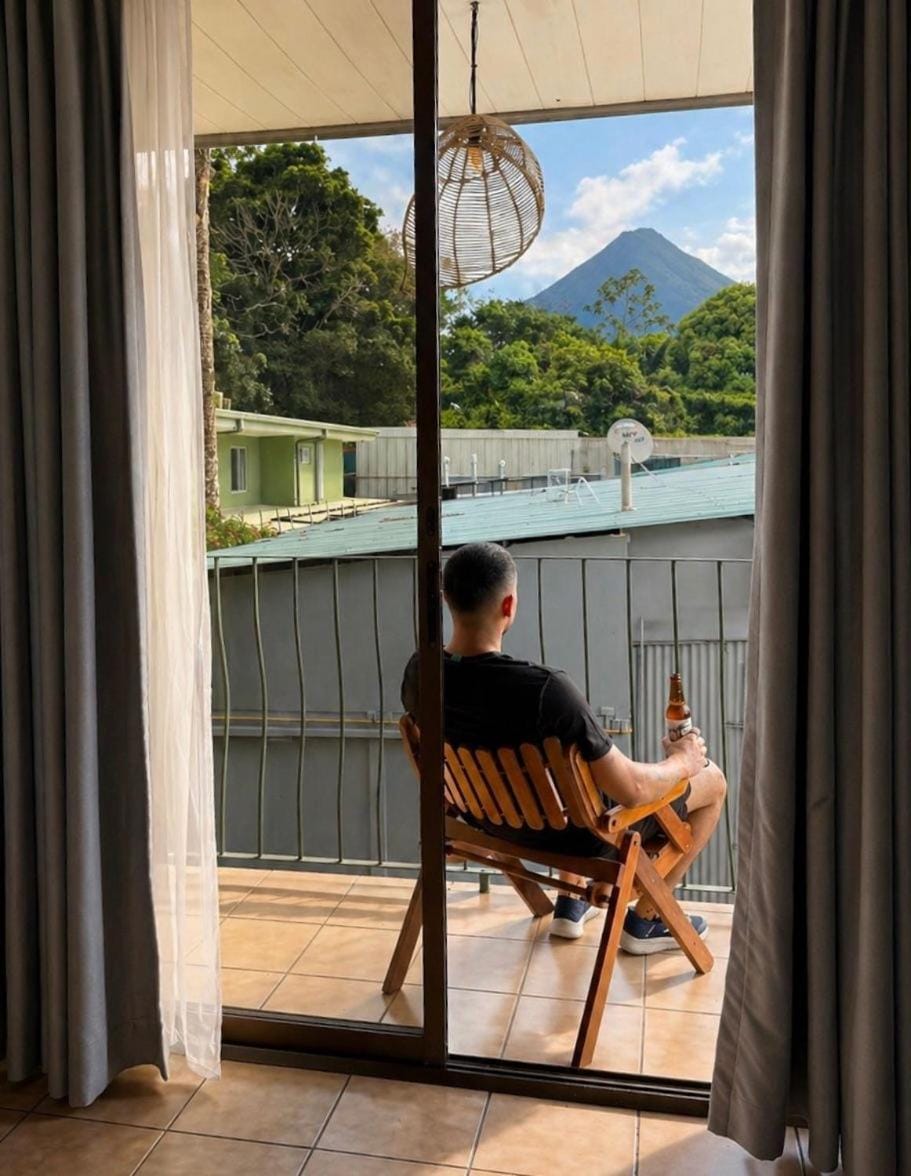 Day, People, Natural landscape, View (from property/room), Balcony/Terrace, Mountain view