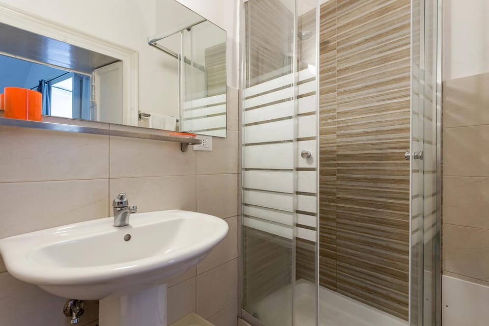 Da Gianni e Lucia Rooms with bathroom in the city center Bed and Breakfast in Catania