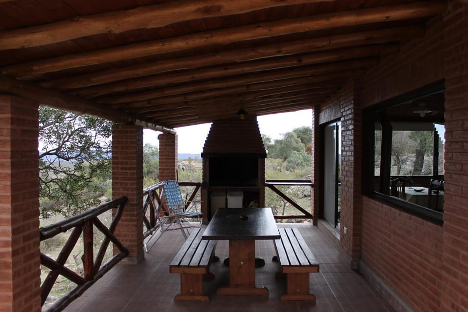 BBQ facilities, Balcony/Terrace, Mountain view