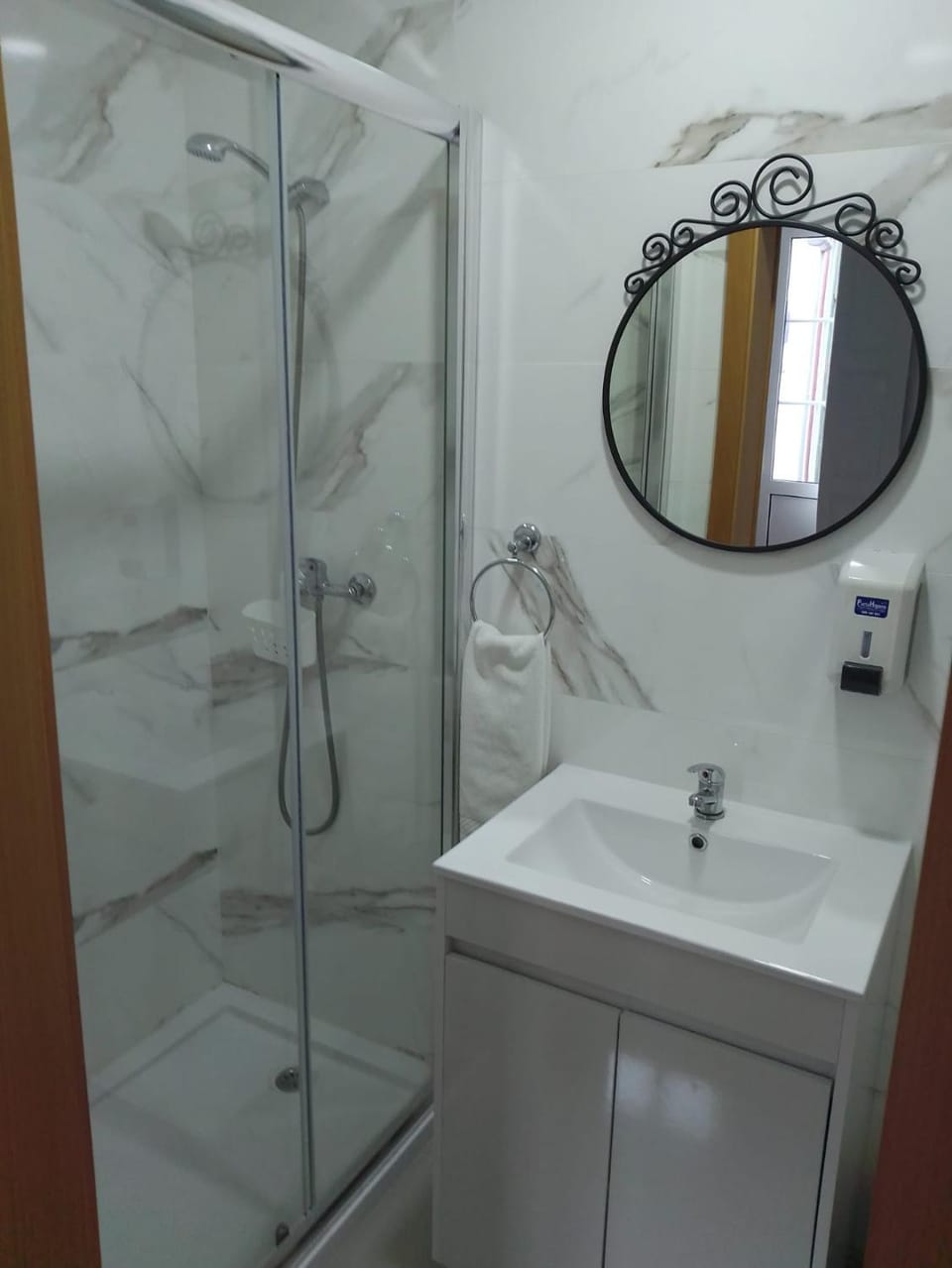 Guest house D. Filipe I Bed and Breakfast in Porto