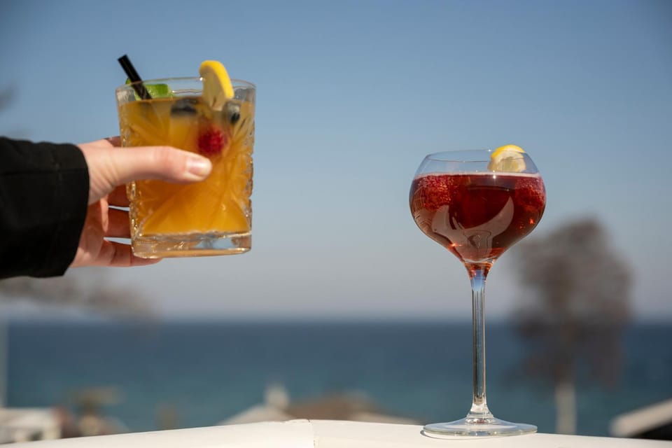 Sea view, Alcoholic drinks