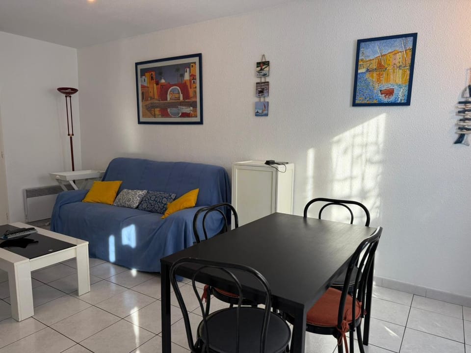 BANYULS-SUR-MER, appartement T3, proche plage et commerces - FR-1-309-33 Apartment in Port-Vendres