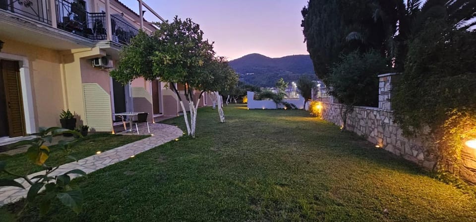 Το Είδωλον Sea Maisonettes & Studio Apartment in Argolis, Greece
