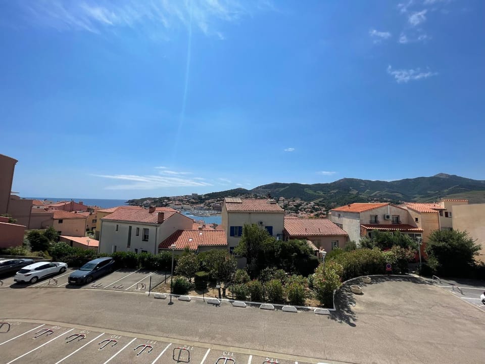 Banyuls-sur-Mer : T2 avec loggia et parking privatif à deux pas de la plage Apartment in Port-Vendres