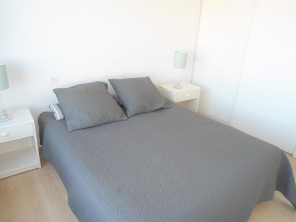 Appartement vue mer - 6 pers. - FR-1-331-28 Apartment in Les Sables-d'Olonne