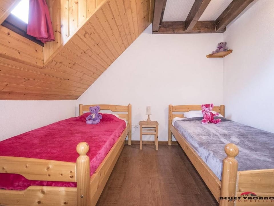 Appartement pour 6 pers. avec balcon près de Saint-Lary, Wi-Fi et parking gratuits - FR-1-296-215 Apartment in Saint-Lary-Soulan