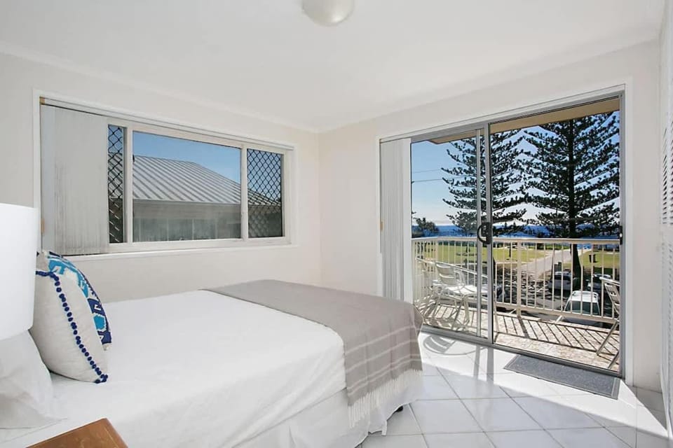 #11 Camden House Apartment in Mermaid Beach