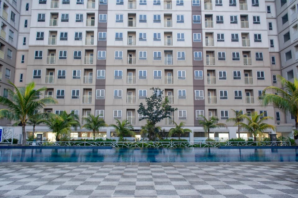 Property building, Swimming pool