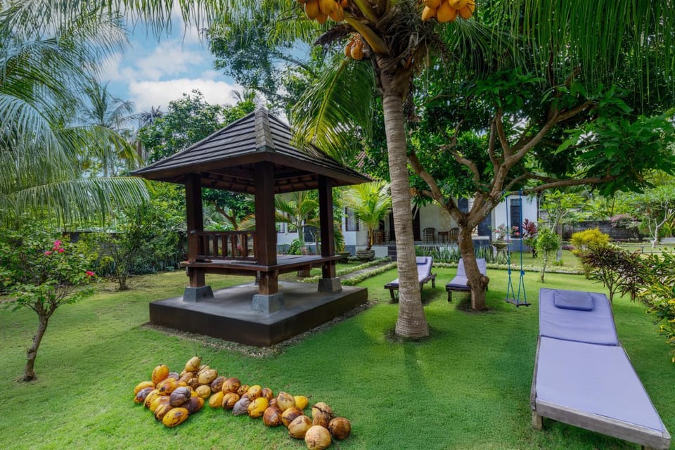 Garden, Seating area