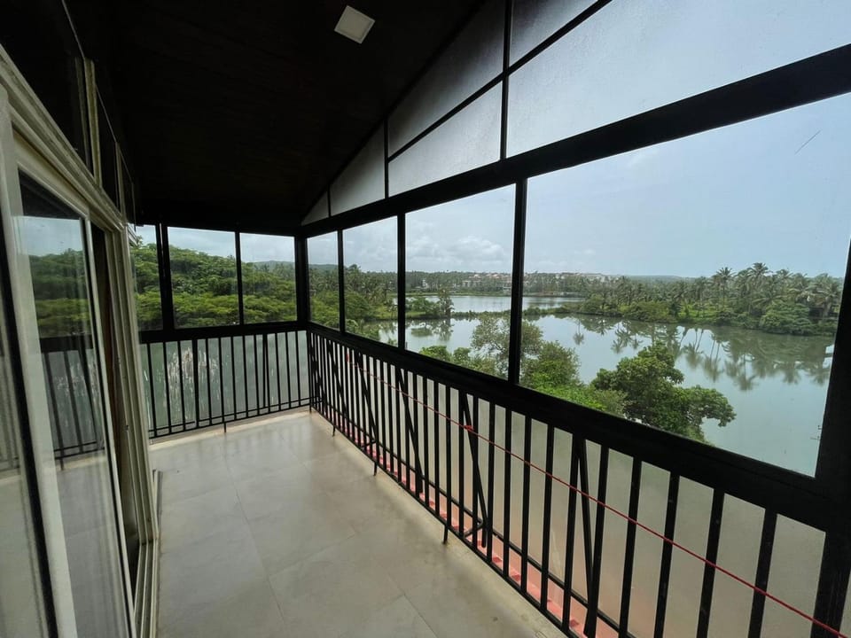 Natural landscape, View (from property/room), Balcony/Terrace, River view