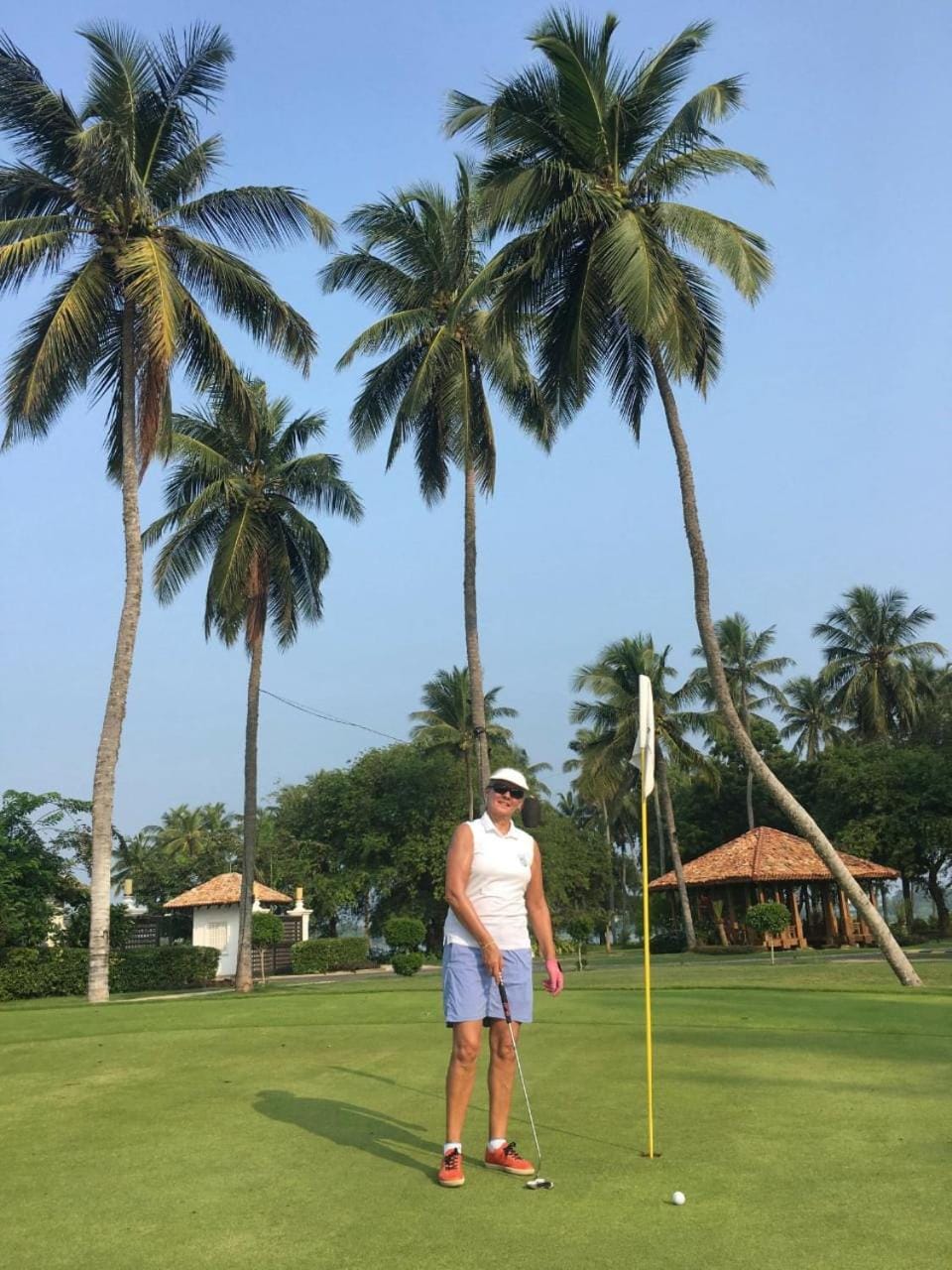 Amawin Resort Bed and Breakfast in Southern Province