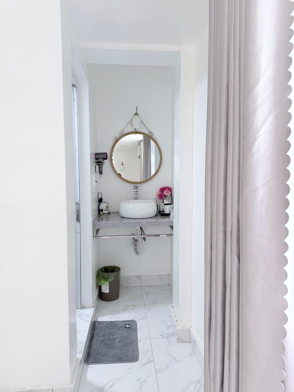 Cat Ba Santorini Homestay Vacation rental in Laos