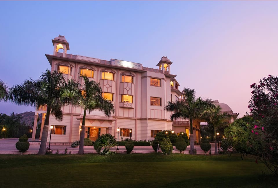 Property building, Facade/entrance