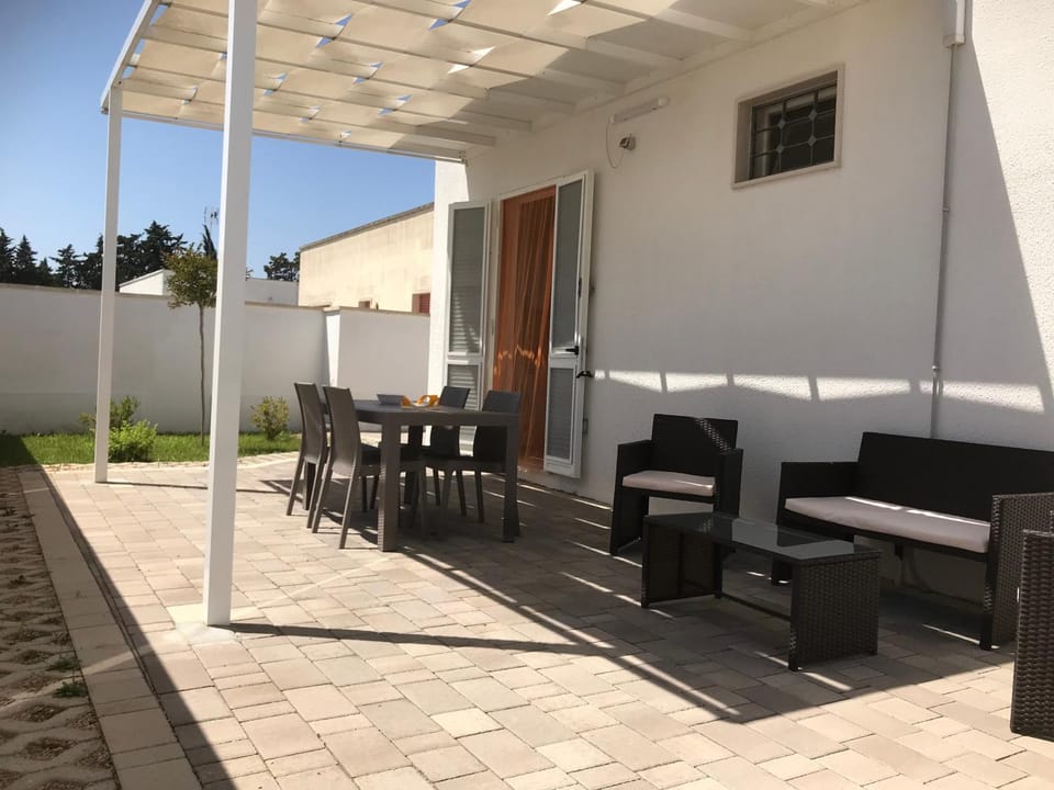 Balcony/Terrace, Garden view