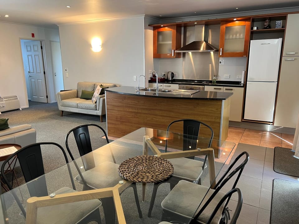 Kitchen or kitchenette, Living room, Dining area