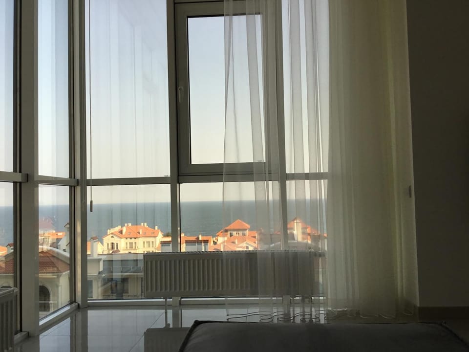 Living room, Sea view
