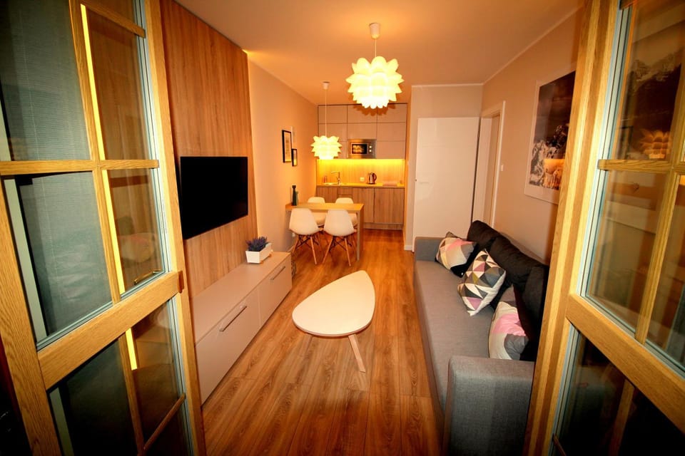 Living room, Photo of the whole room