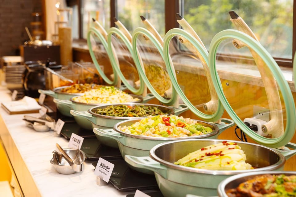 Restaurant/places to eat, Buffet breakfast