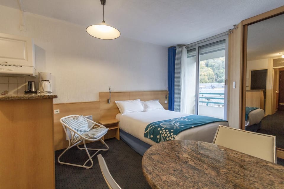 Bed, Coffee/tea facilities, Balcony/Terrace, Kitchen or kitchenette, Dining area