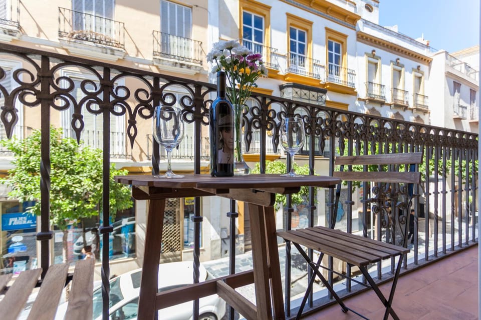 Balcony/Terrace, Decorative detail