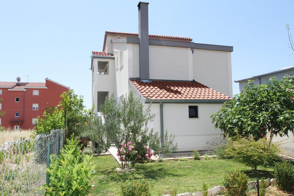 Patio, Garden