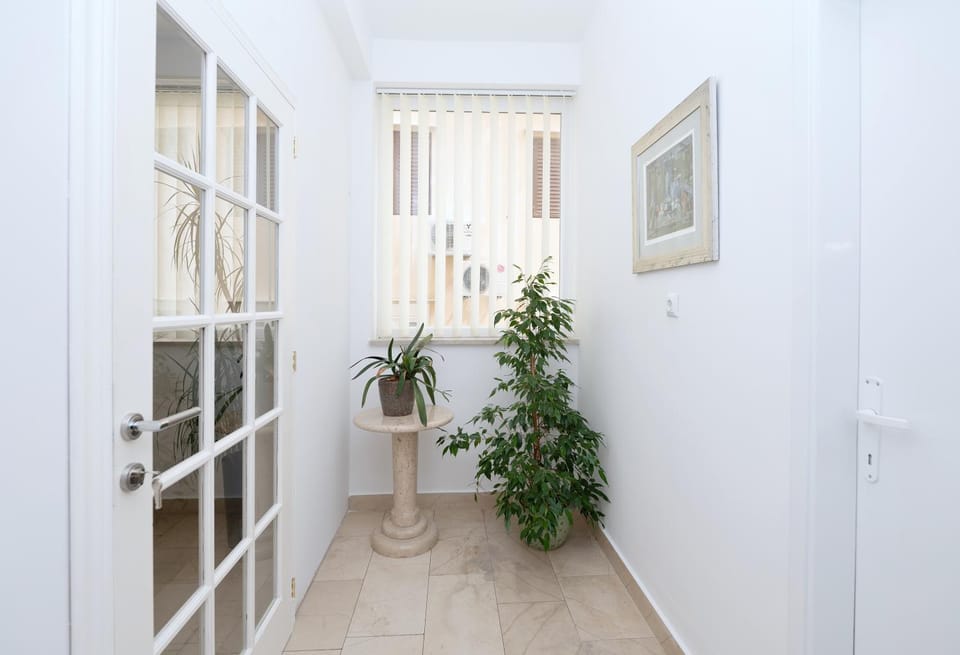 apartments Sokol Apartment in Makarska