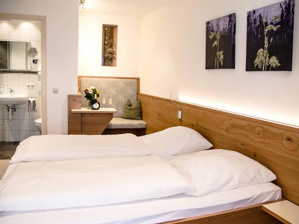 Bathroom, Bedroom