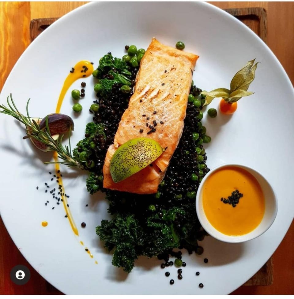 Restaurant/places to eat, Lunch