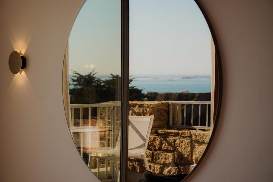 Day, Natural landscape, View (from property/room), Balcony/Terrace, Sea view