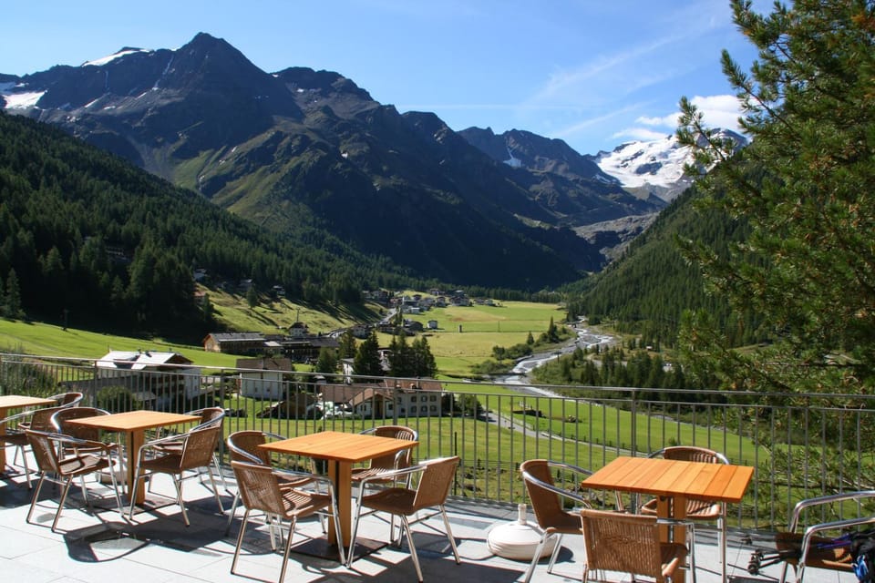 Spring, Summer, Balcony/Terrace, Hiking, Cycling