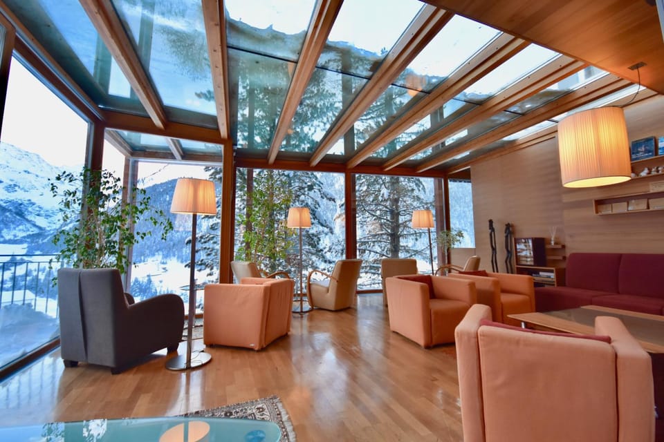 Lobby or reception, Lounge or bar