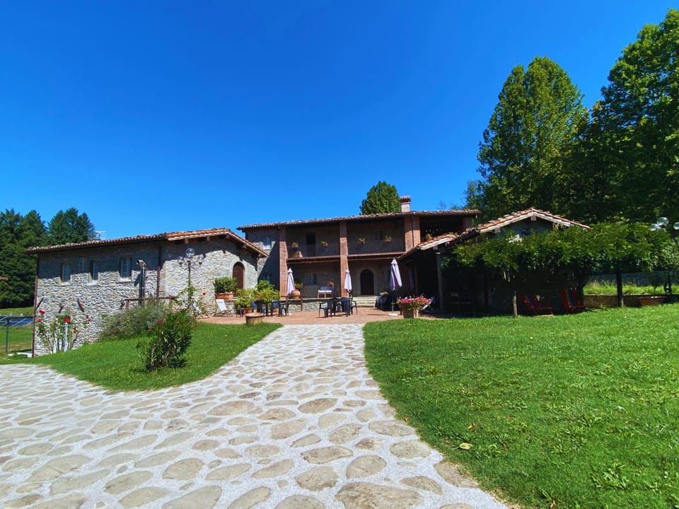 Property building, Day, Natural landscape, Garden view