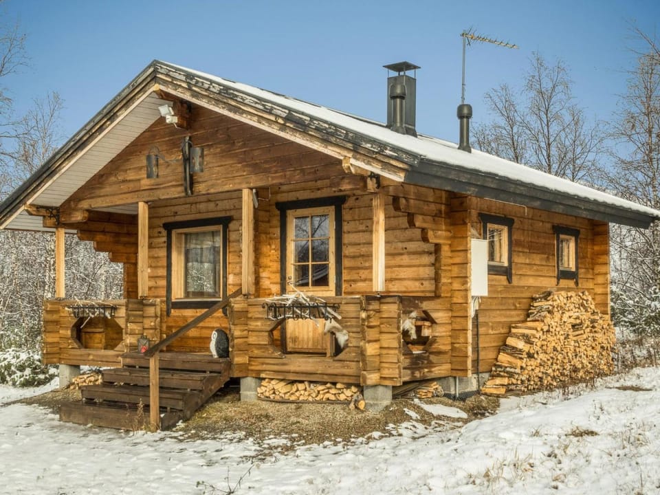Holiday Home Pikkupöllö House in Norrbotten County, Sweden