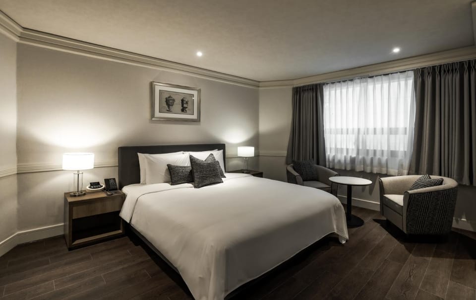 Bed, Living room, Bedroom