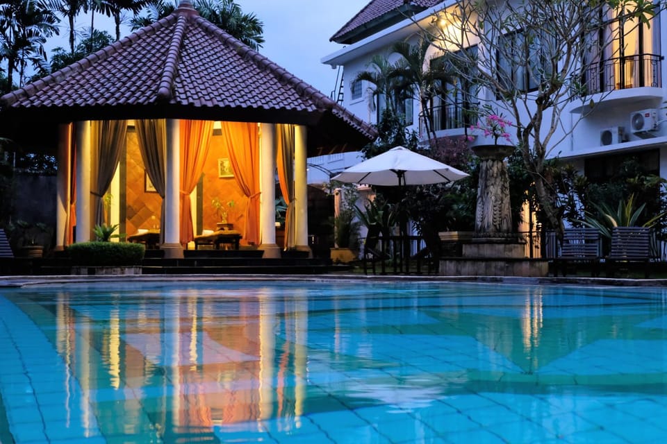 Swimming pool, Swimming pool