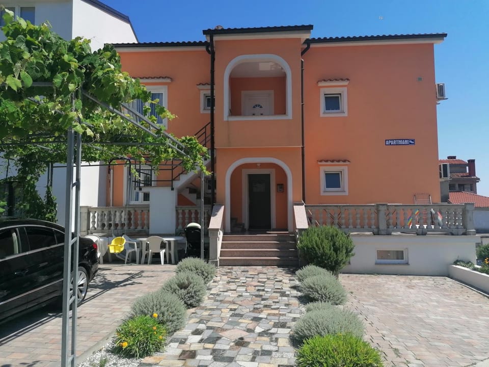 Apartmani Bulajic Apartment in Krk