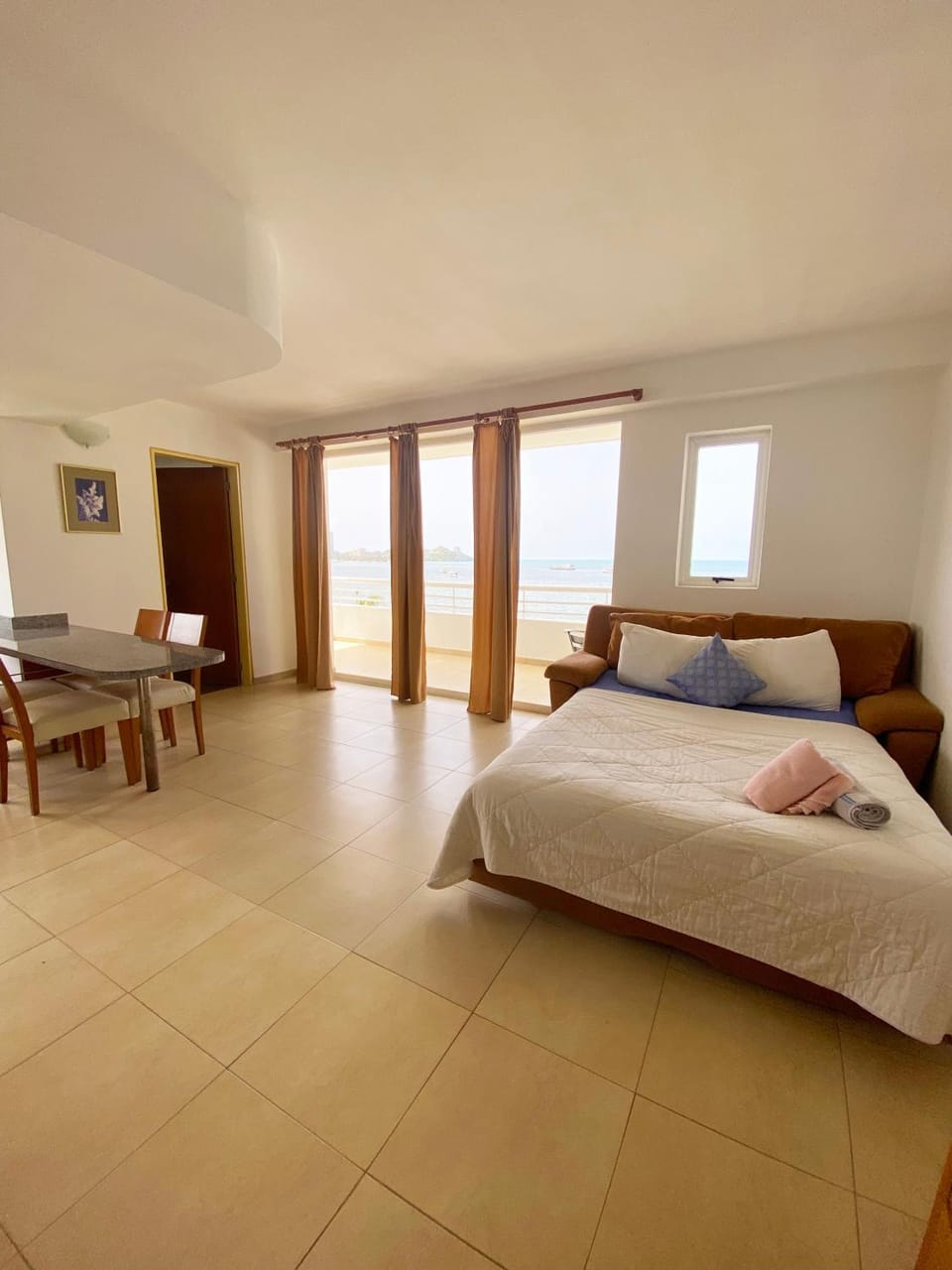 Beach View Palace Apartment in Venezuela