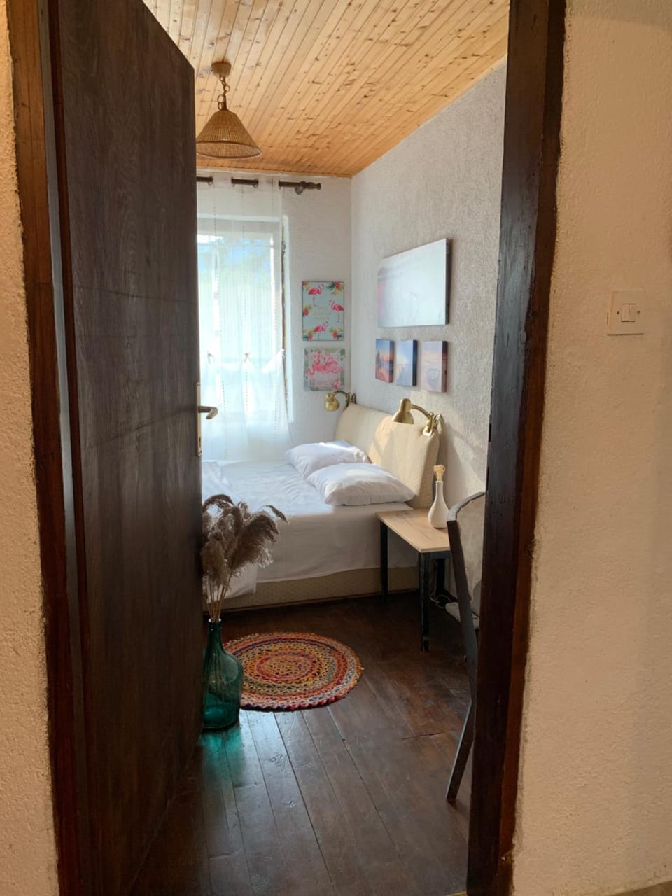 Bedroom, wardrobe