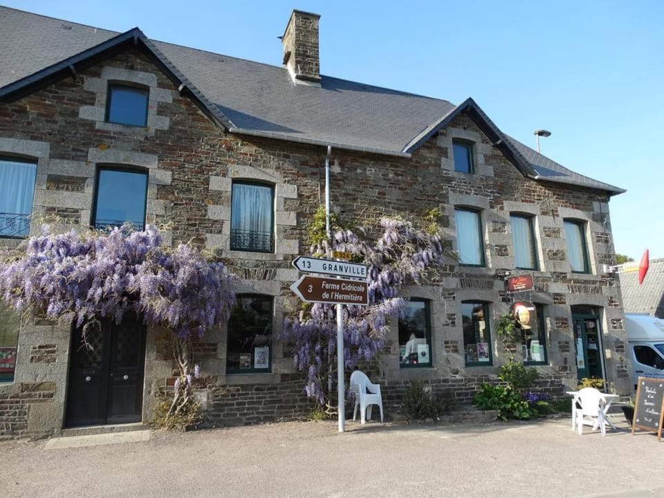 Le Relais Bed and Breakfast in Normandy