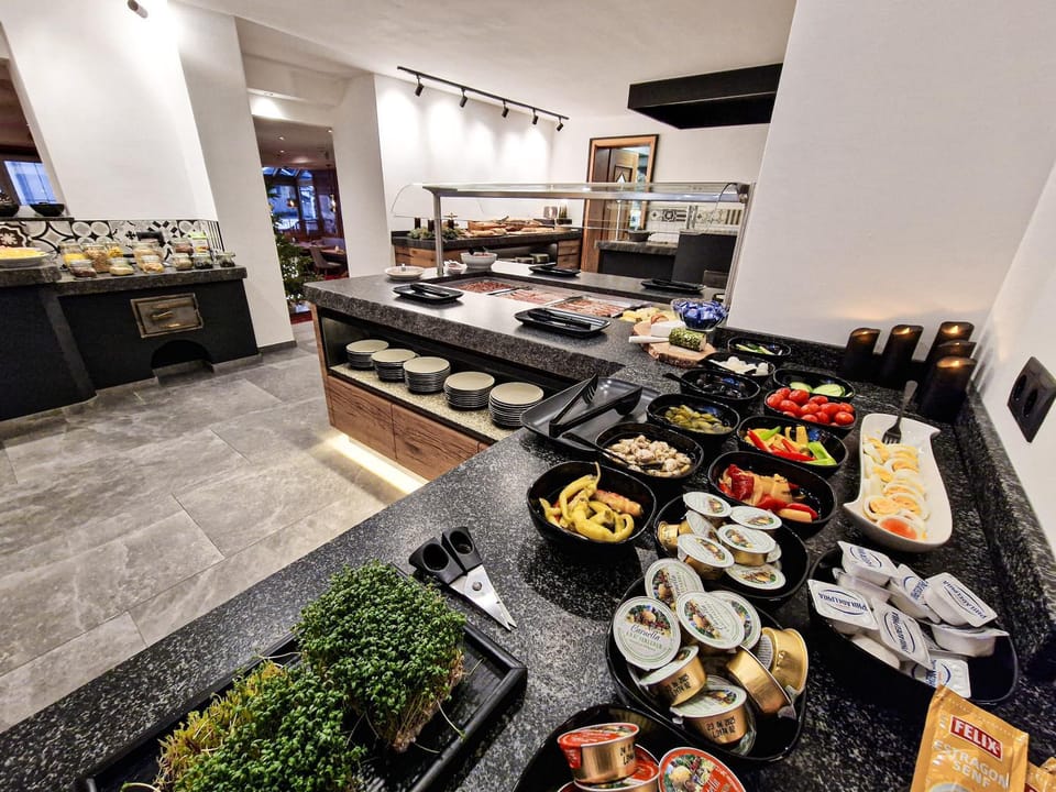 Buffet breakfast