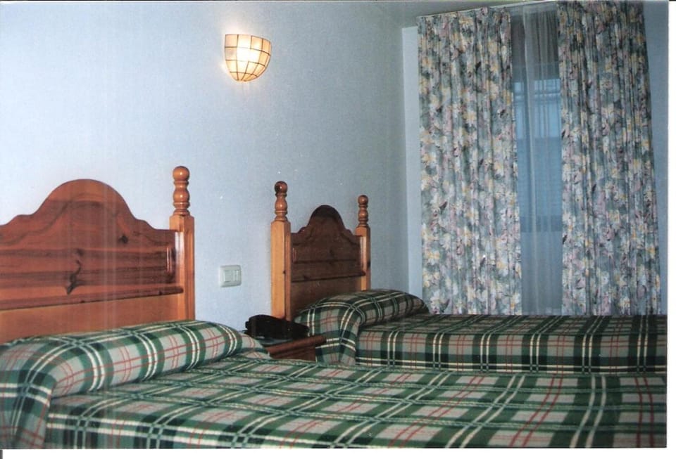 Hostal Niza Bed and Breakfast in Badajoz