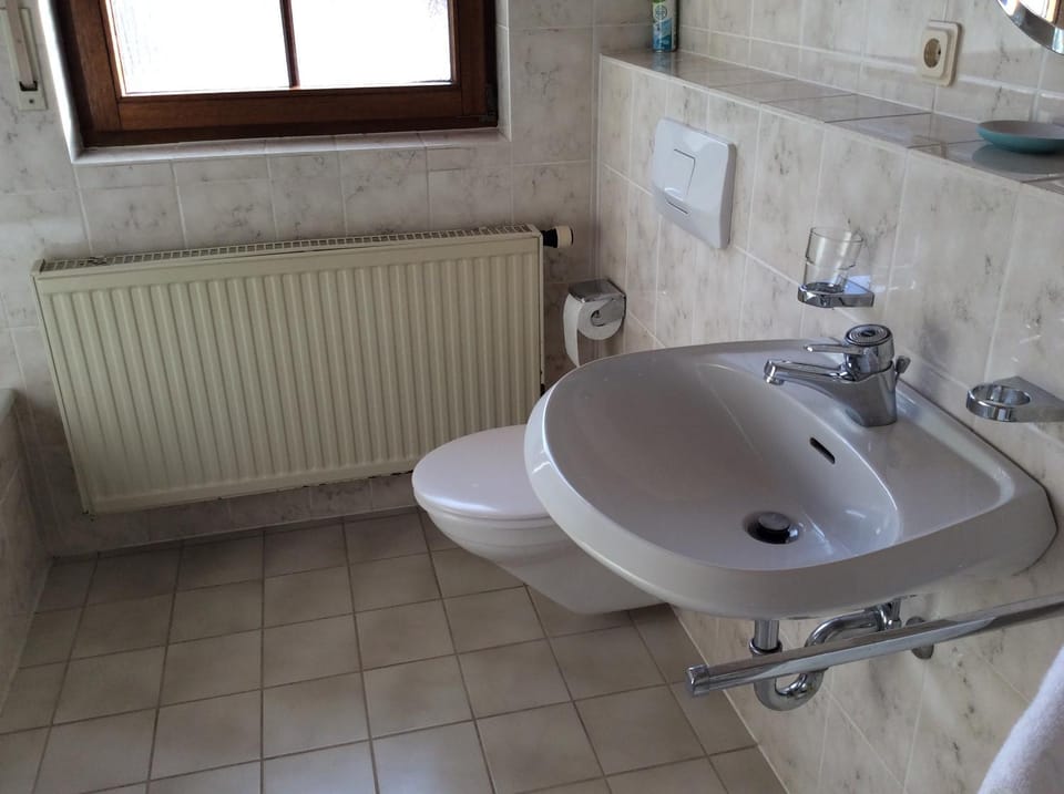 Mountain View Rooms Bed and Breakfast in Ramstein-Miesenbach