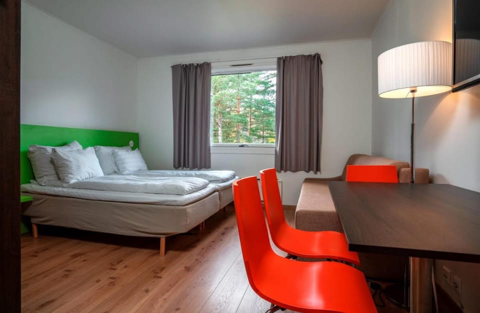 View (from property/room), Seating area, Bedroom