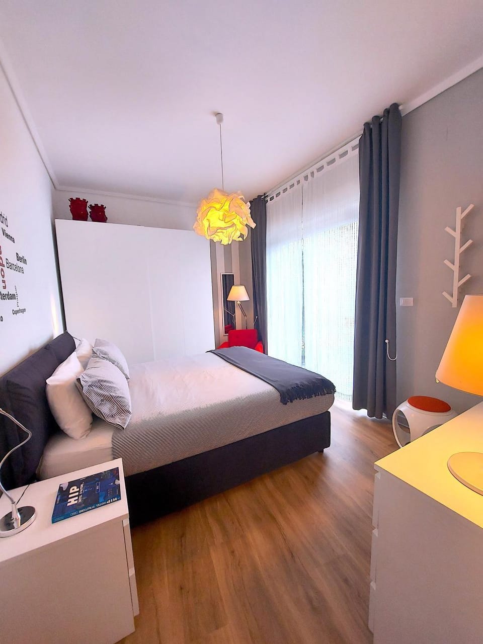 Staff, Bed, Balcony/Terrace, Bedroom, Garden view, furniture, internet, locker, wardrobe, wedding, air conditioner