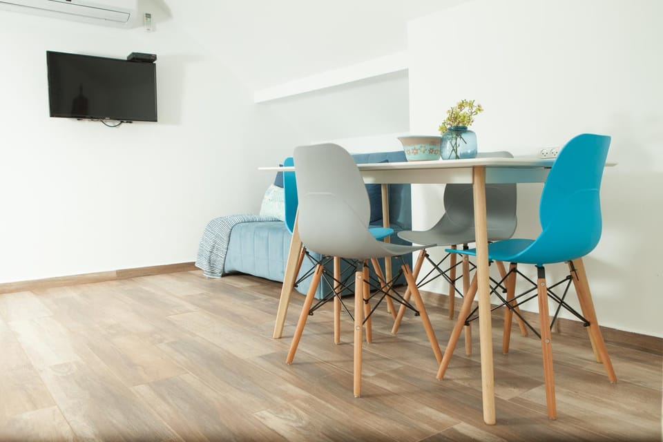 Communal lounge/ TV room, Seating area