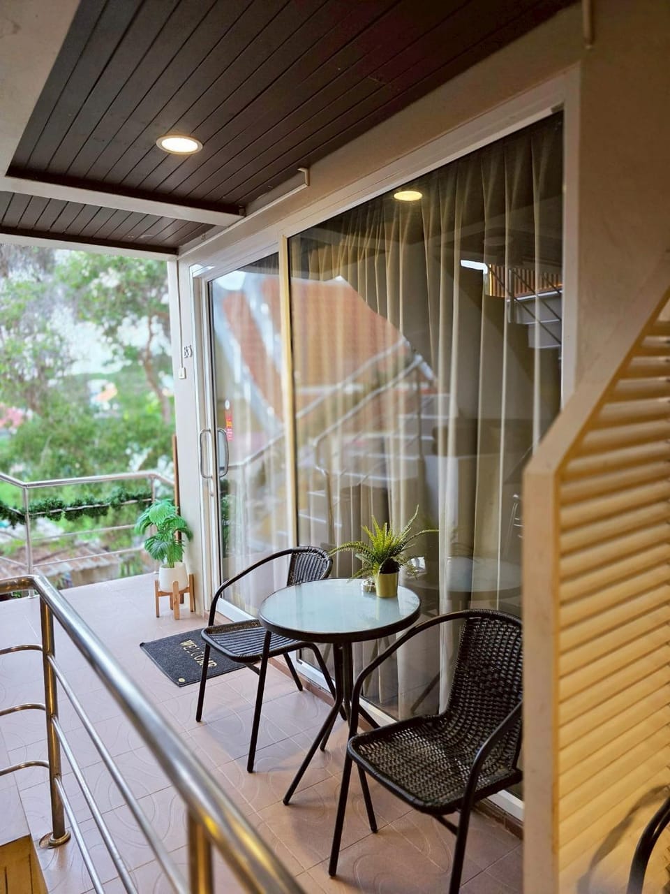 Property building, Seating area
