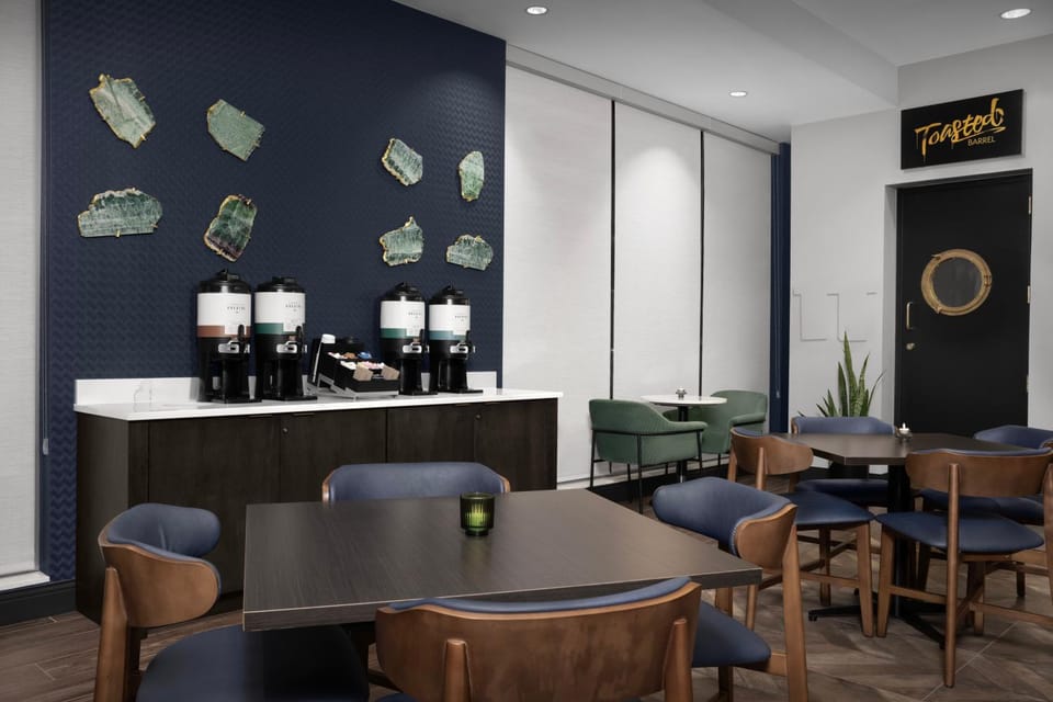 Coffee/tea facilities, Lobby or reception, Breakfast