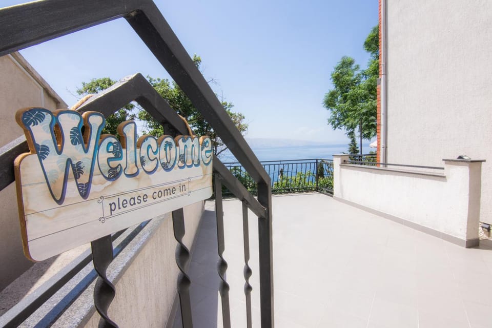 Karmela Rustic Apartment in Lika-Senj County