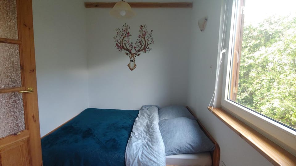 Seating area, Bedroom