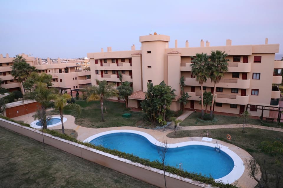 Garden, Swimming pool, Swimming pool